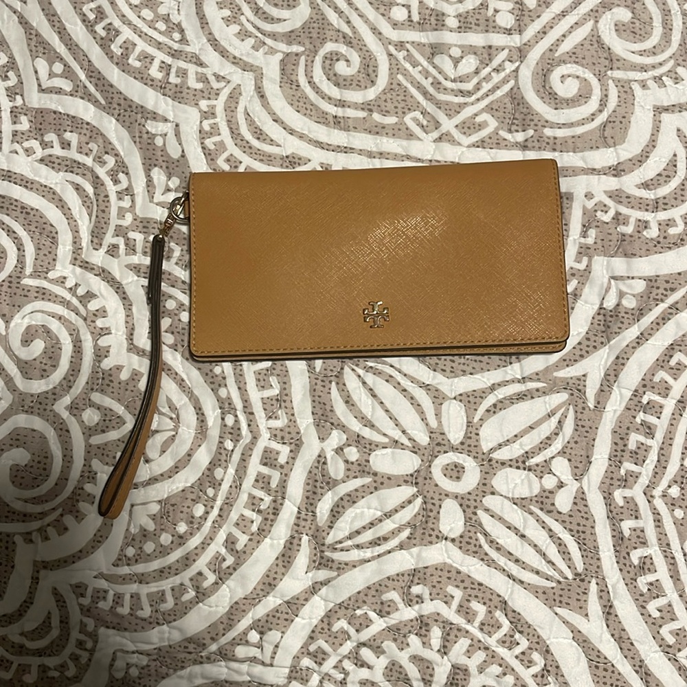 Tory Burch Wristlet